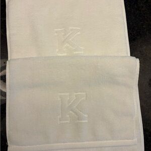 NWT! Matouk White Embroidered 'K' Hand Towels - Great Gift Item!!